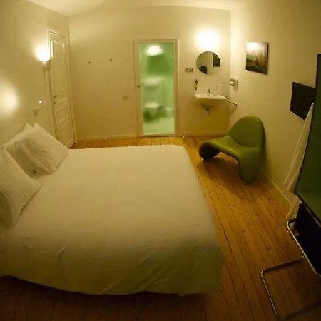 Les Paquerettes Couette-café 2*